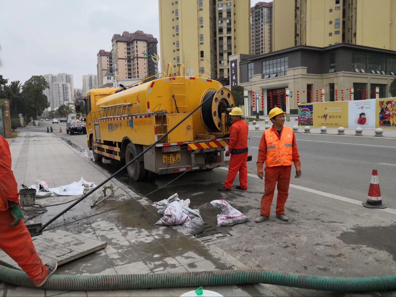 钢城排污管道清淤-管道清洗